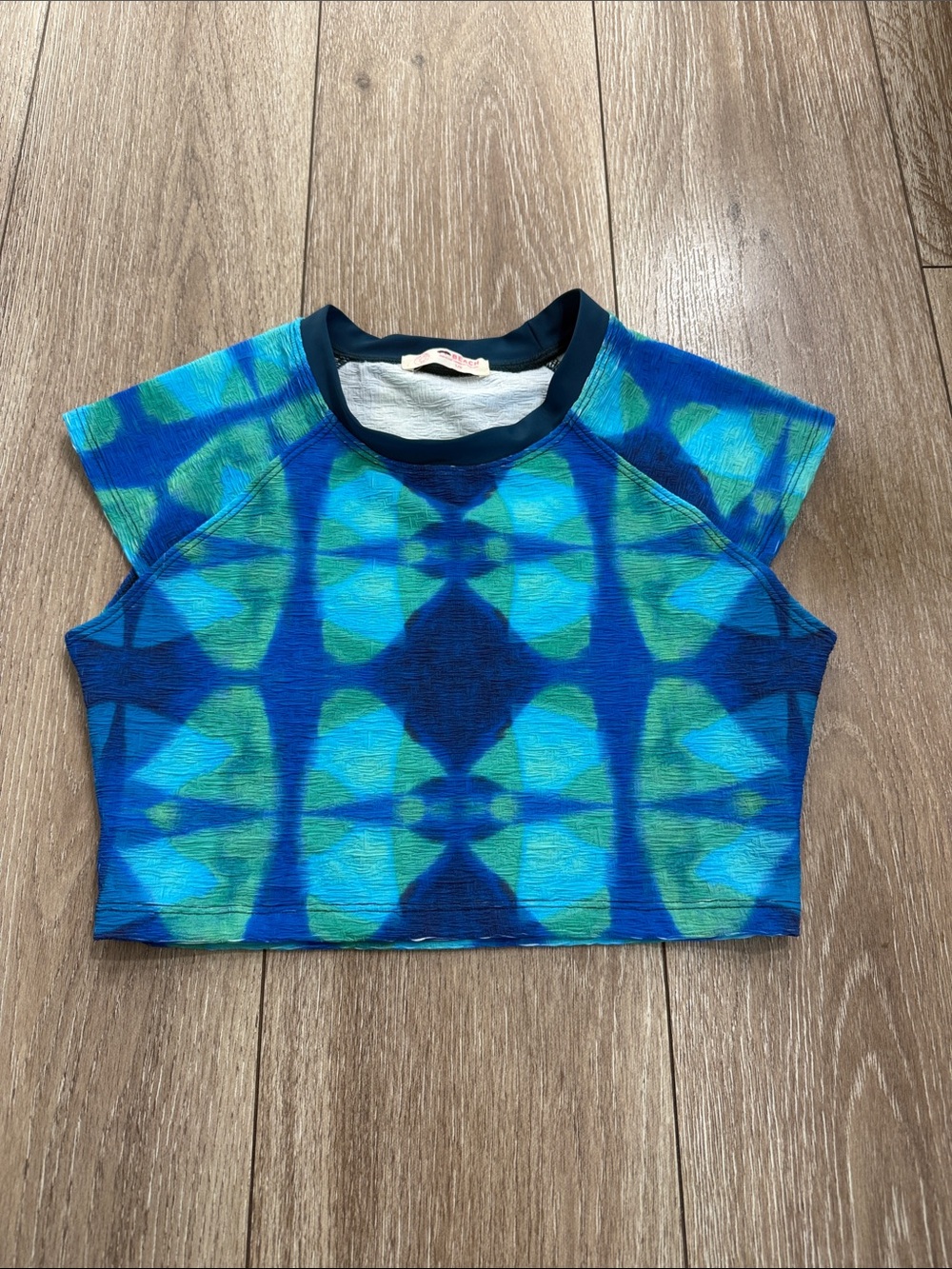 NEW Free People Beach Crop Rashguard L
